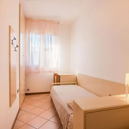 Elegant In With A Shared Pool * Rosolina